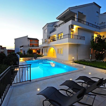 The One Resort Подстрана Екстер'єр фото