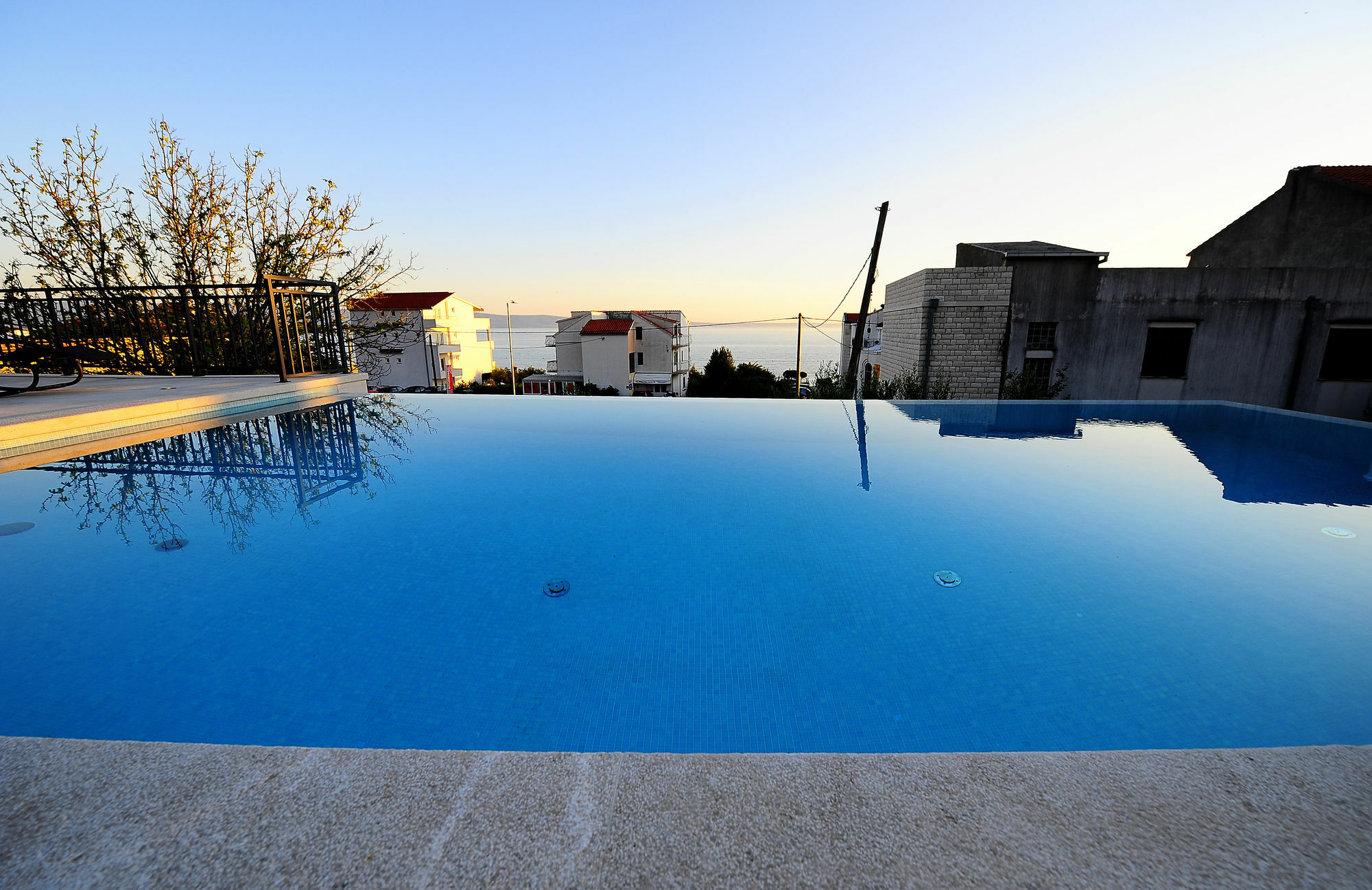 The One Resort Подстрана Екстер'єр фото